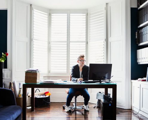 Blinds for bay windows